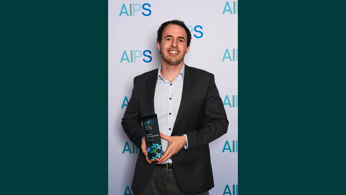 A/Prof. Seth Cheetham with the 2026 Queensland Young Tall Poppy of the Year award